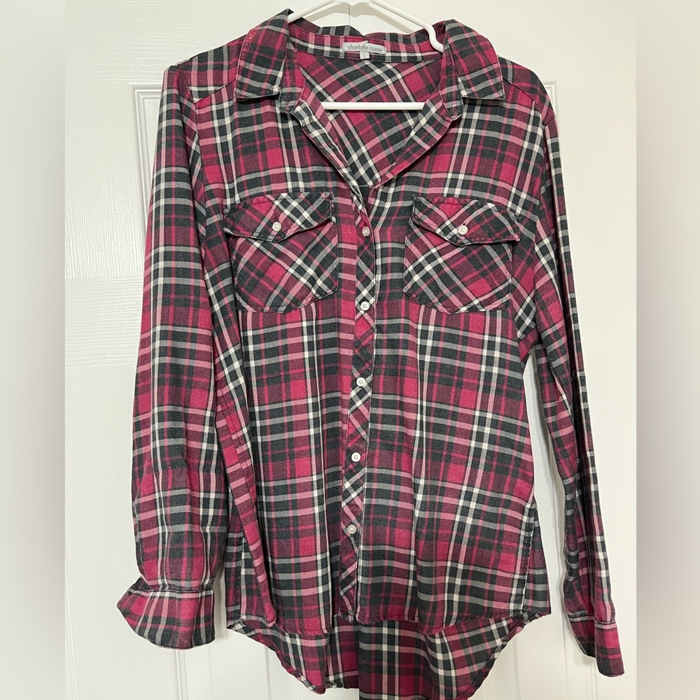 Charlotte Russe Flannel, colors: pink, gray, and white; size L